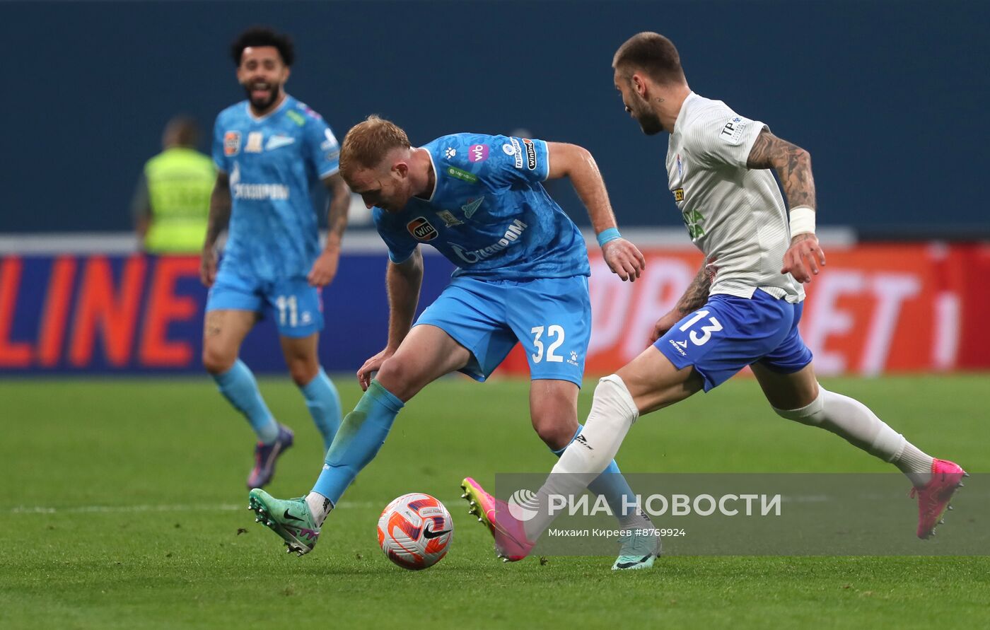 Футбол. РПЛ. Матч "Зенит" - "Факел"