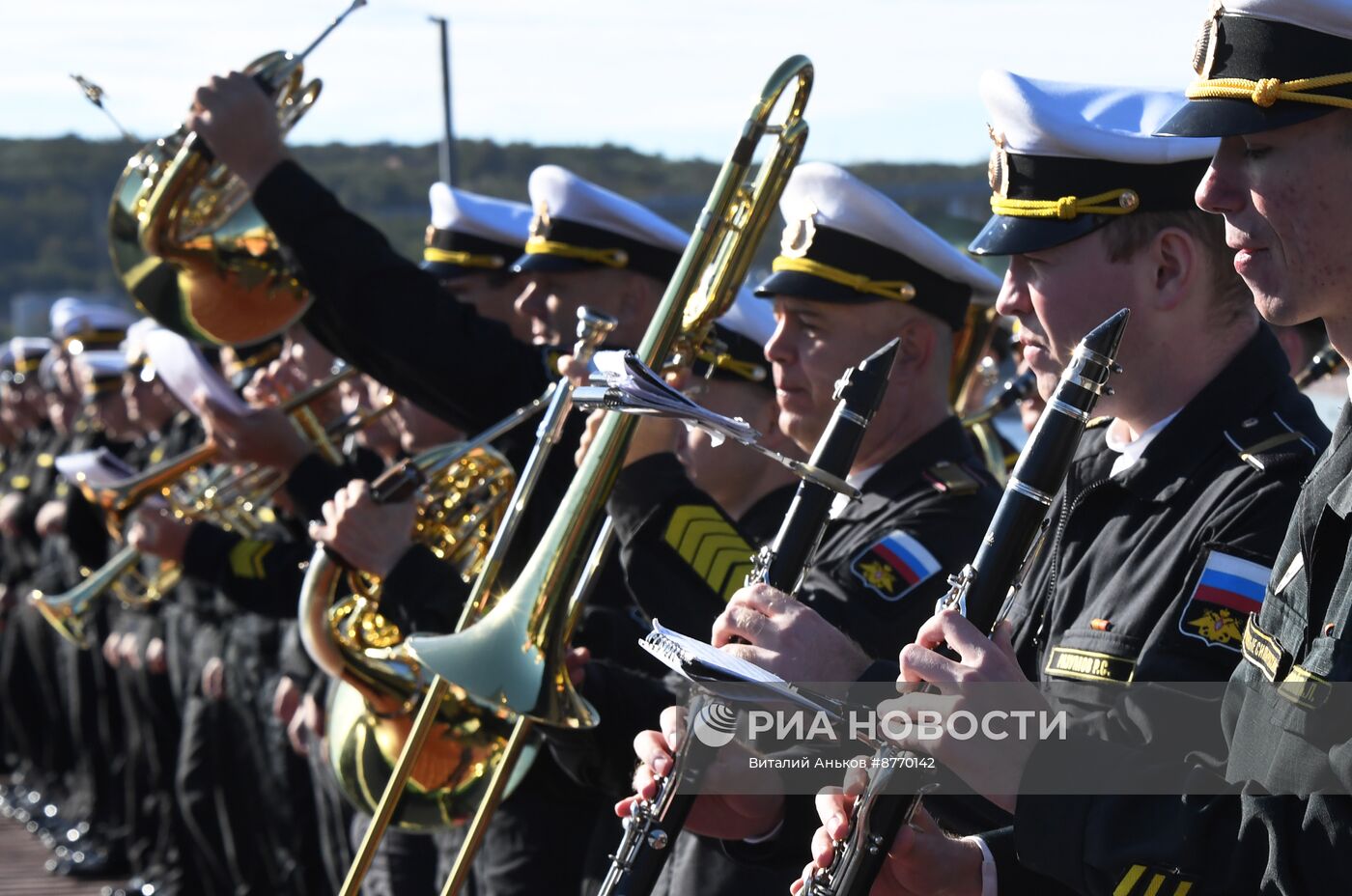 Встреча подводной лодки "Магадан" во Владивостоке