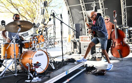 Джазовый фестиваль "Геленджик-молодое"