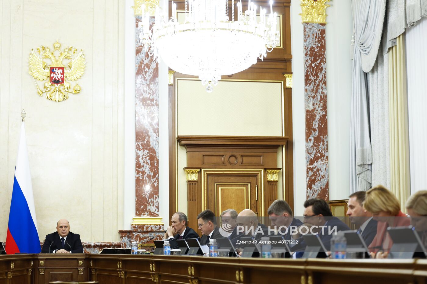 Премьер-министр Михаил Мишустин провел заседание правительства РФ