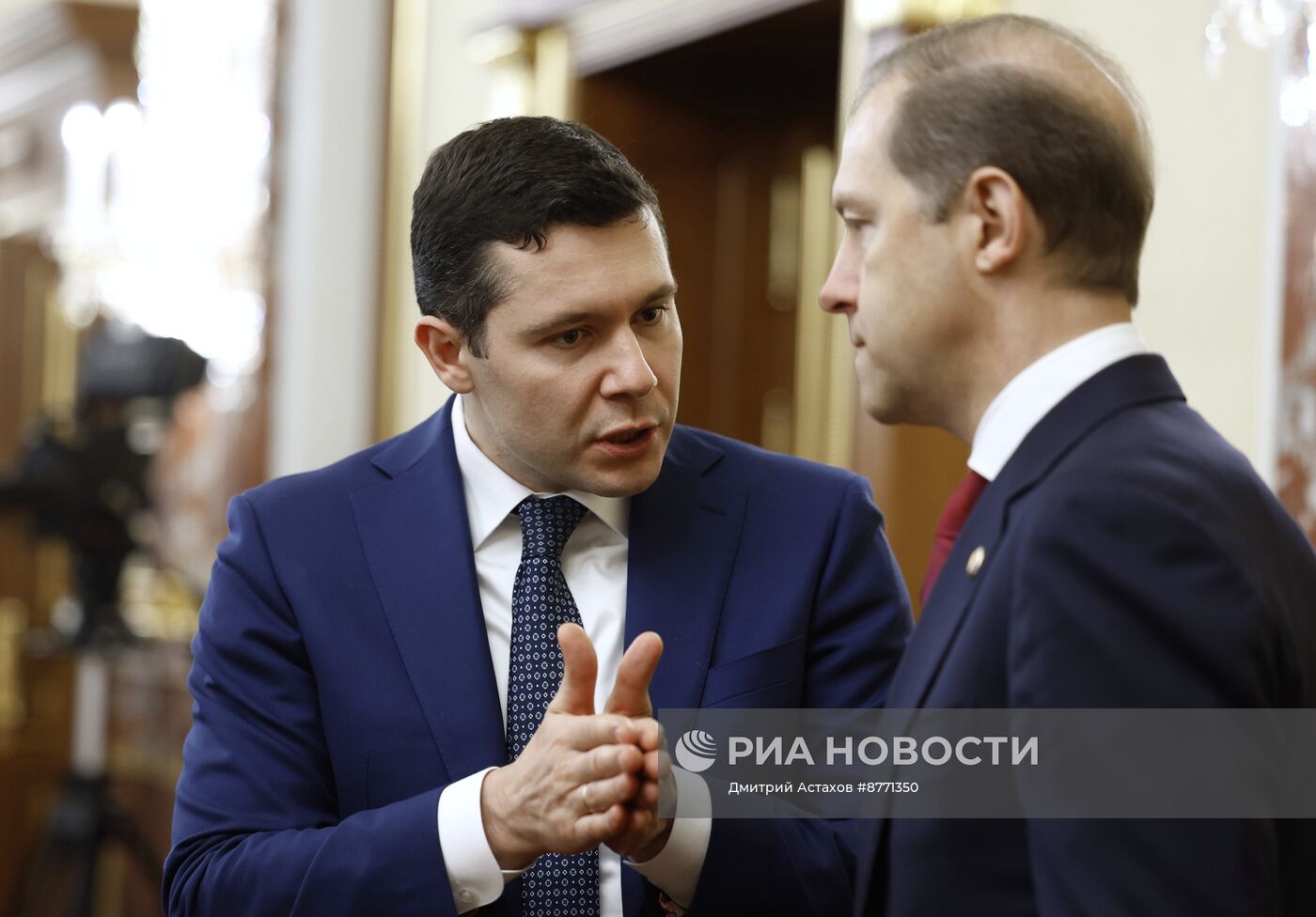 Премьер-министр Михаил Мишустин провел заседание правительства РФ