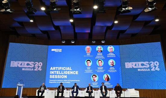 Цифровой форум БРИКС
Сессия: "Искусственный интеллект"
Место: Россия, Республика Татарстан, Иннополис. Автор: Максим Богодвид. Цифровой форум БРИКС