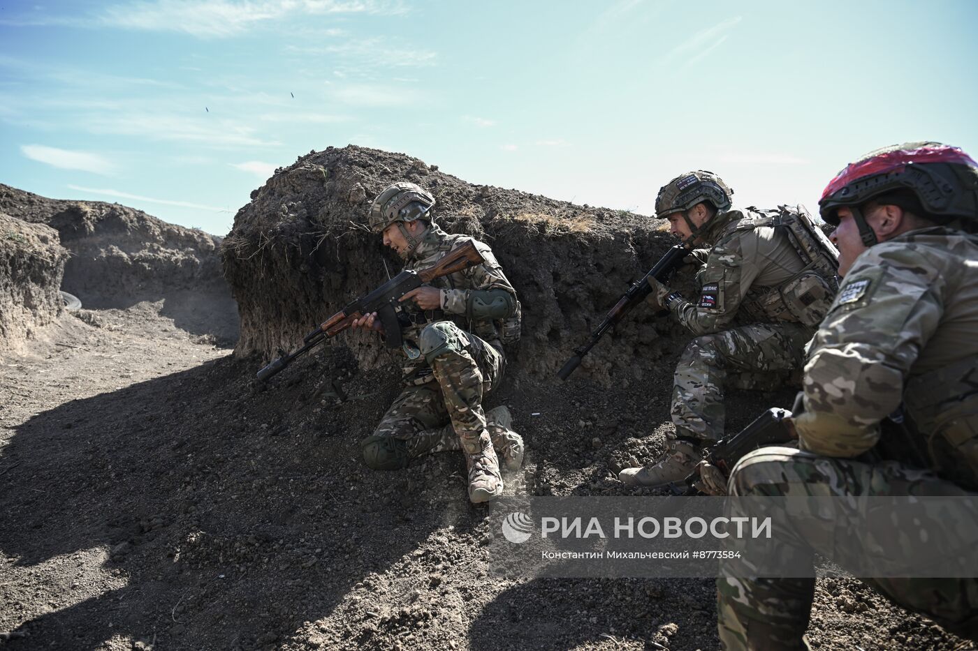 Штурмовые подразделения ВС РФ на Запорожском направлении отрабатывают штурм опорных пунктов и позиций противника