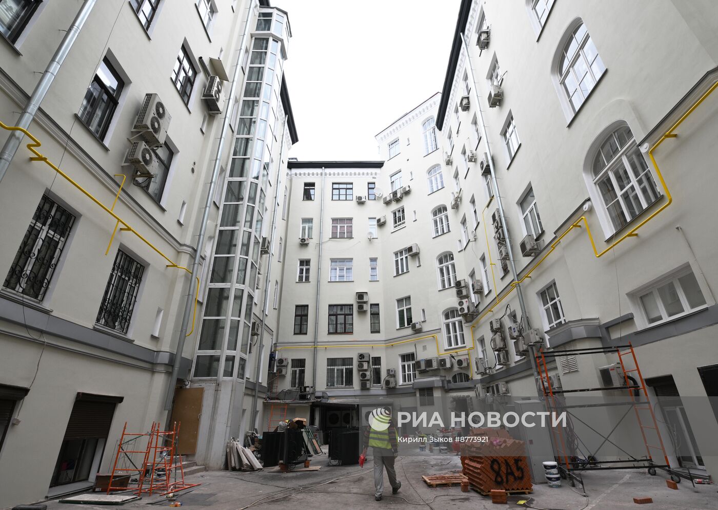Комплекс зданий страхового общества "Россия"