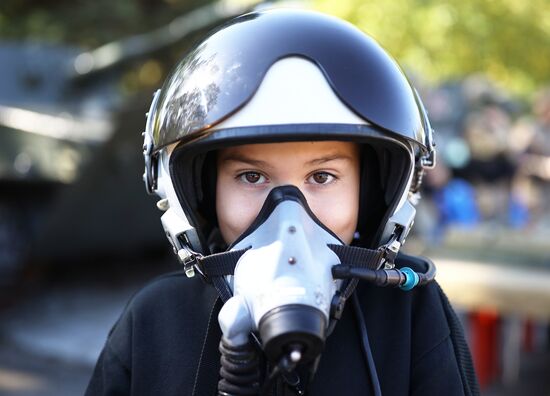 Патриотический фестиваль "Город героев" в Краснодаре