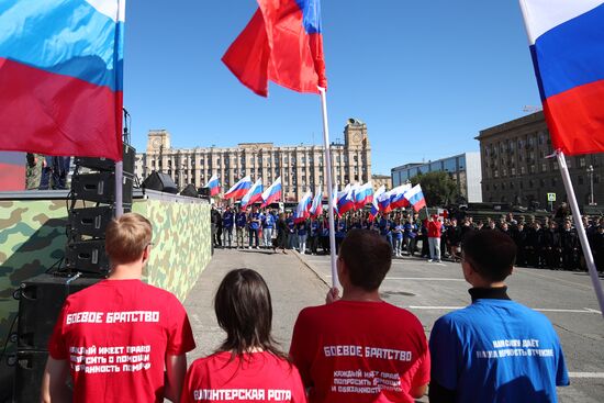 Открытие выставки трофейной техники в Волгограде