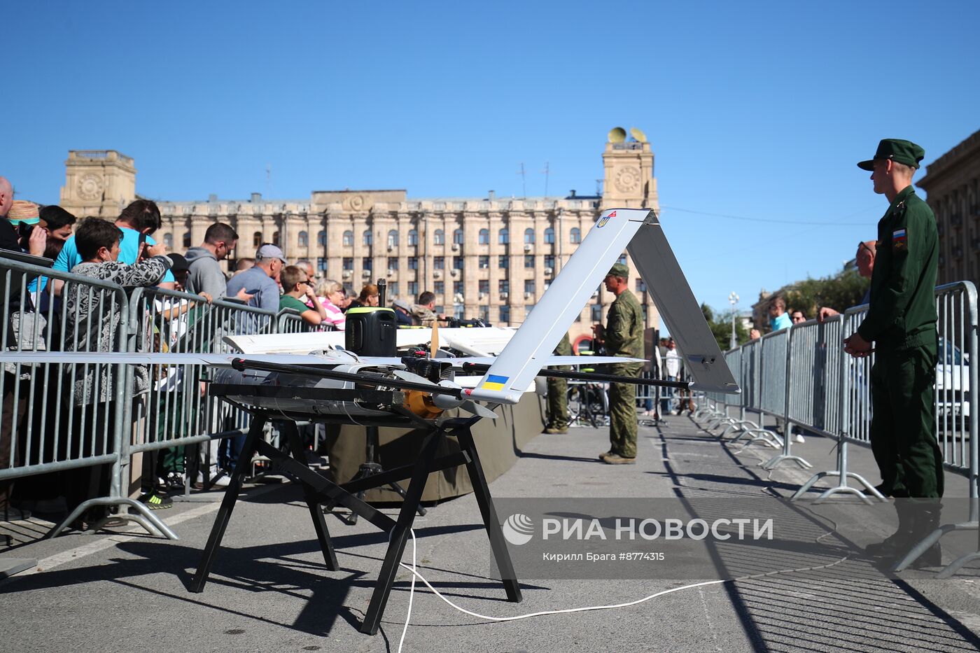 Открытие выставки трофейной техники в Волгограде