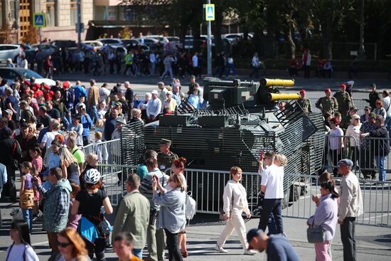 Открытие выставки трофейной техники в Волгограде