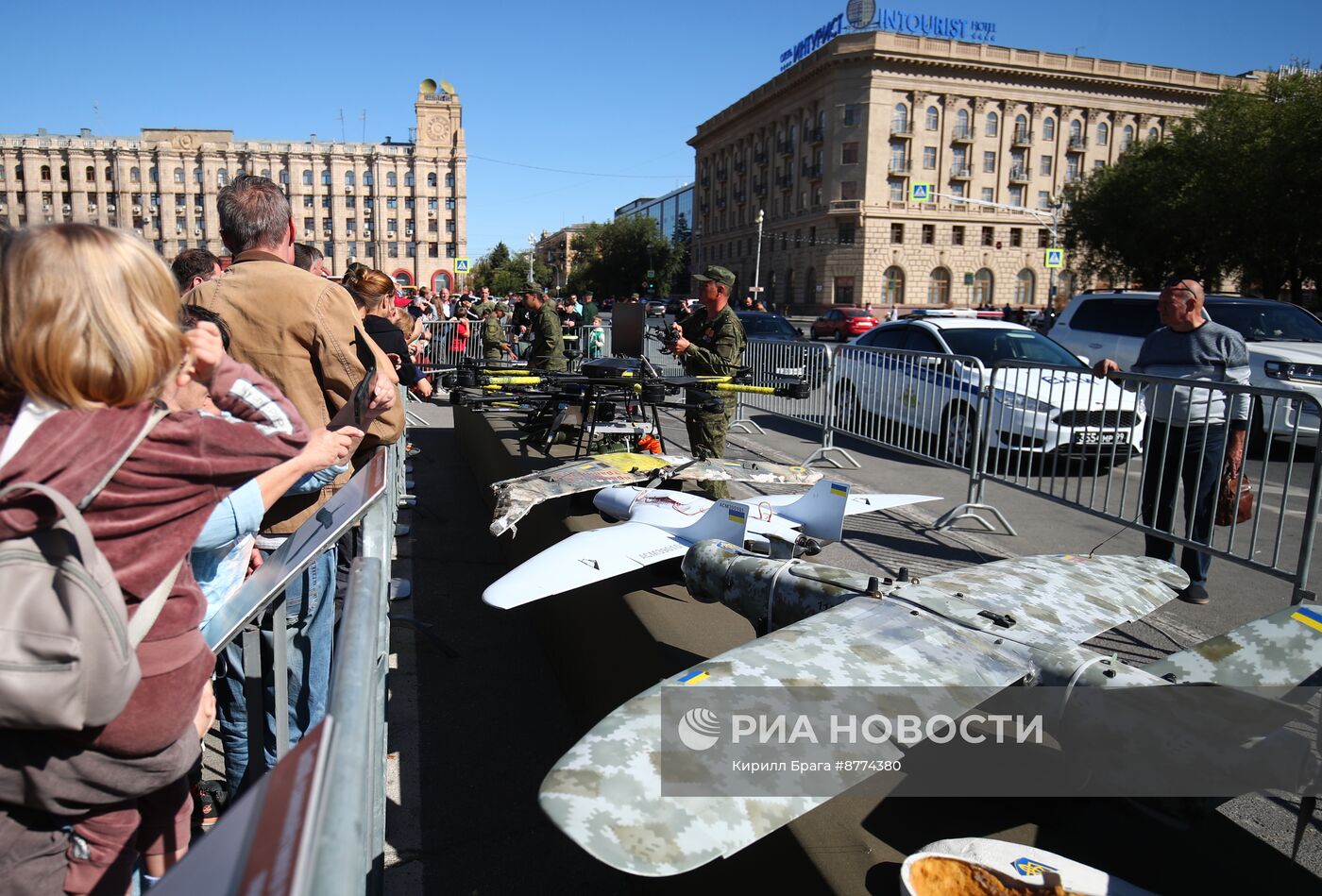 Открытие выставки трофейной техники в Волгограде