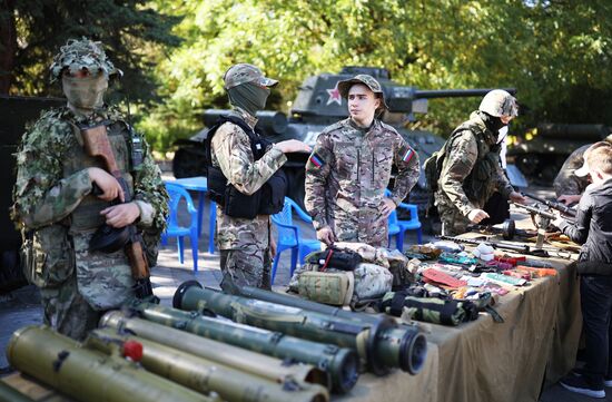 Патриотический фестиваль "Город героев" в Краснодаре