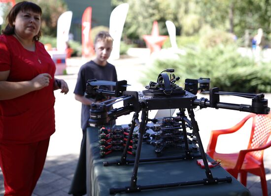 Патриотический фестиваль "Город героев" в Краснодаре