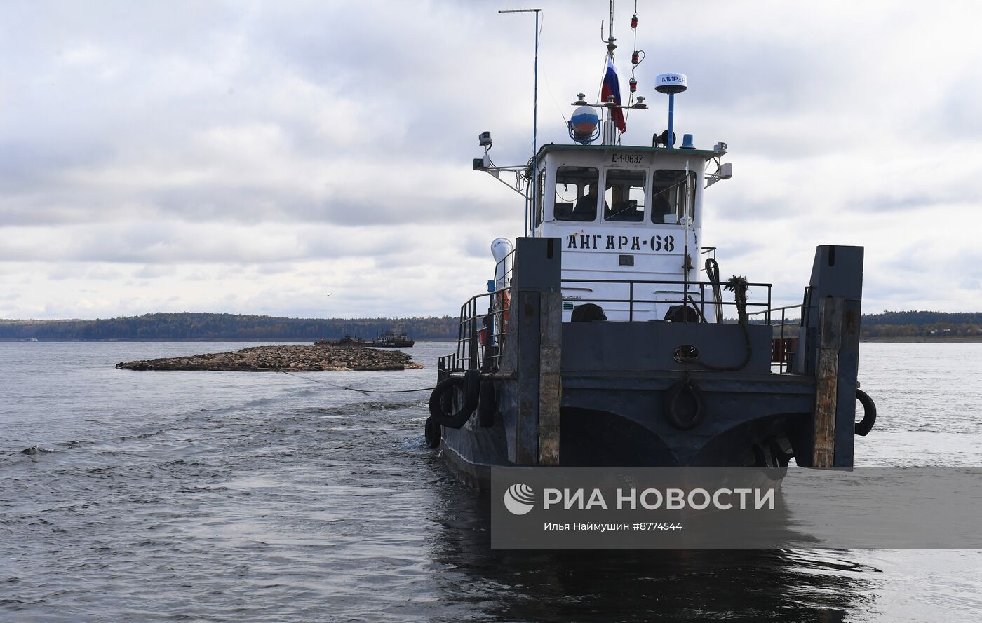 Сборка плота для сплава по Ангаре и Енисею