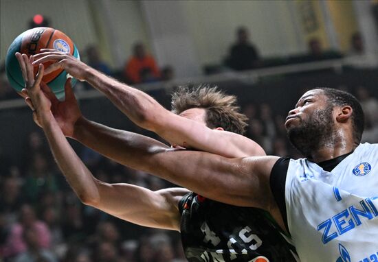 Баскетбол. Единая лига ВТБ. Матч "УНИКС" - "Зенит"