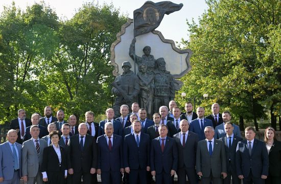День воссоединения новых регионов с РФ