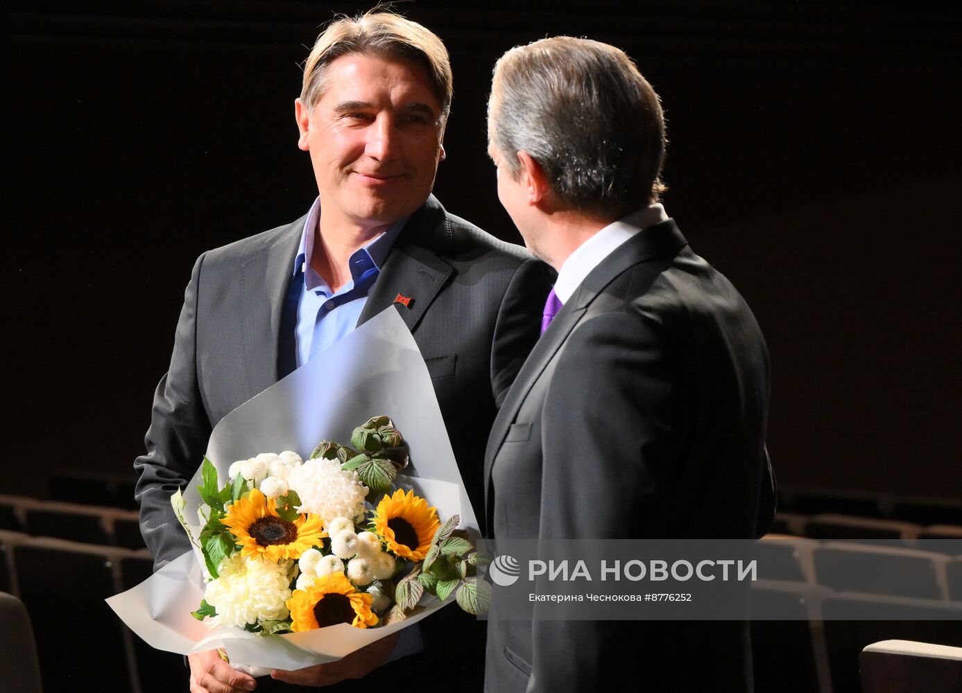 Сбор трупп "Современника", Театра Олега Табакова и Театральной школы Олега Табакова