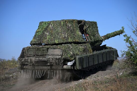 Боевая работа танкистов ЦВО на Авдеевском направлении в ДНР