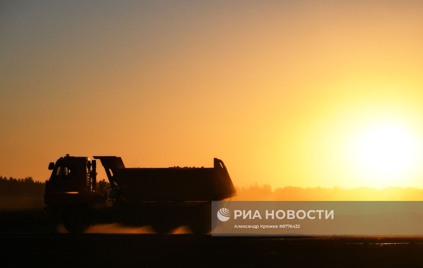 Строительство рулежной дорожки в аэропорту "Толмачево" в Новосибирске