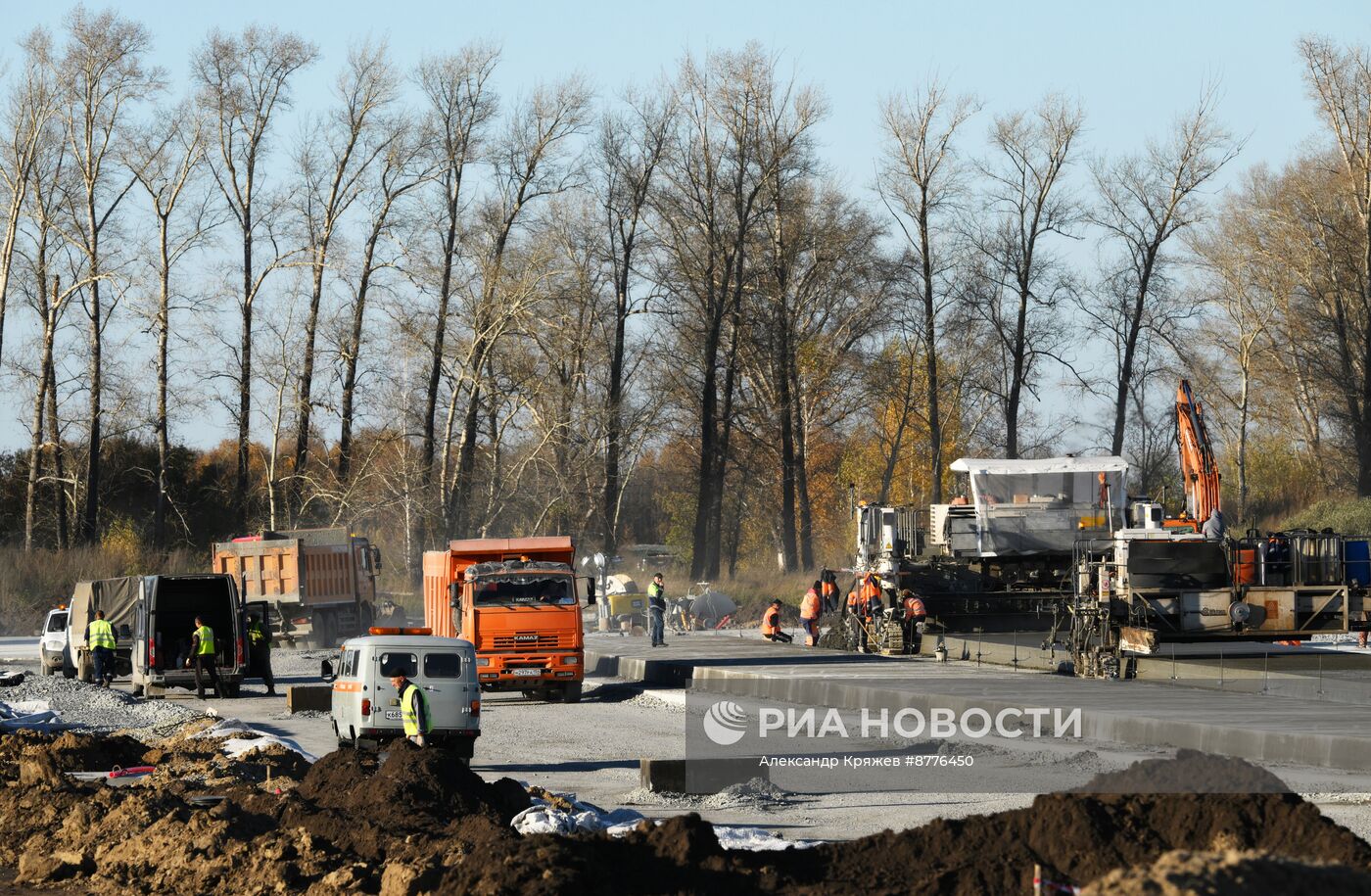 Строительство рулежной дорожки в аэропорту "Толмачево" в Новосибирске