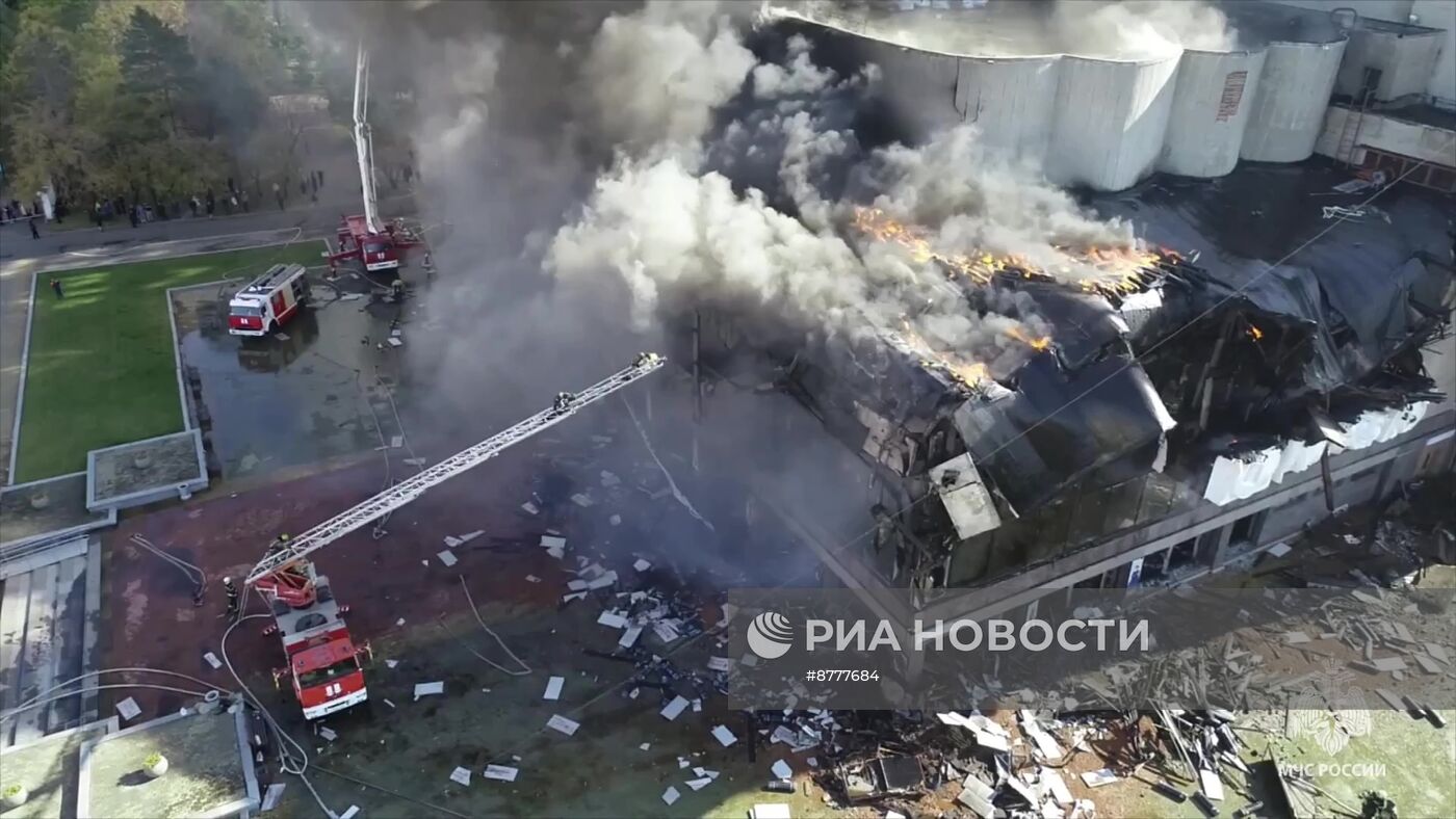 В Хабаровске сгорел музыкальный театр