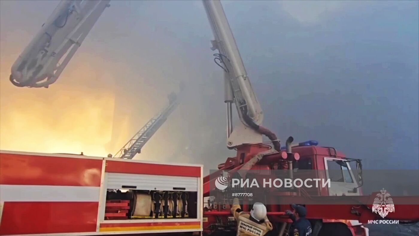 В Хабаровске сгорел музыкальный театр