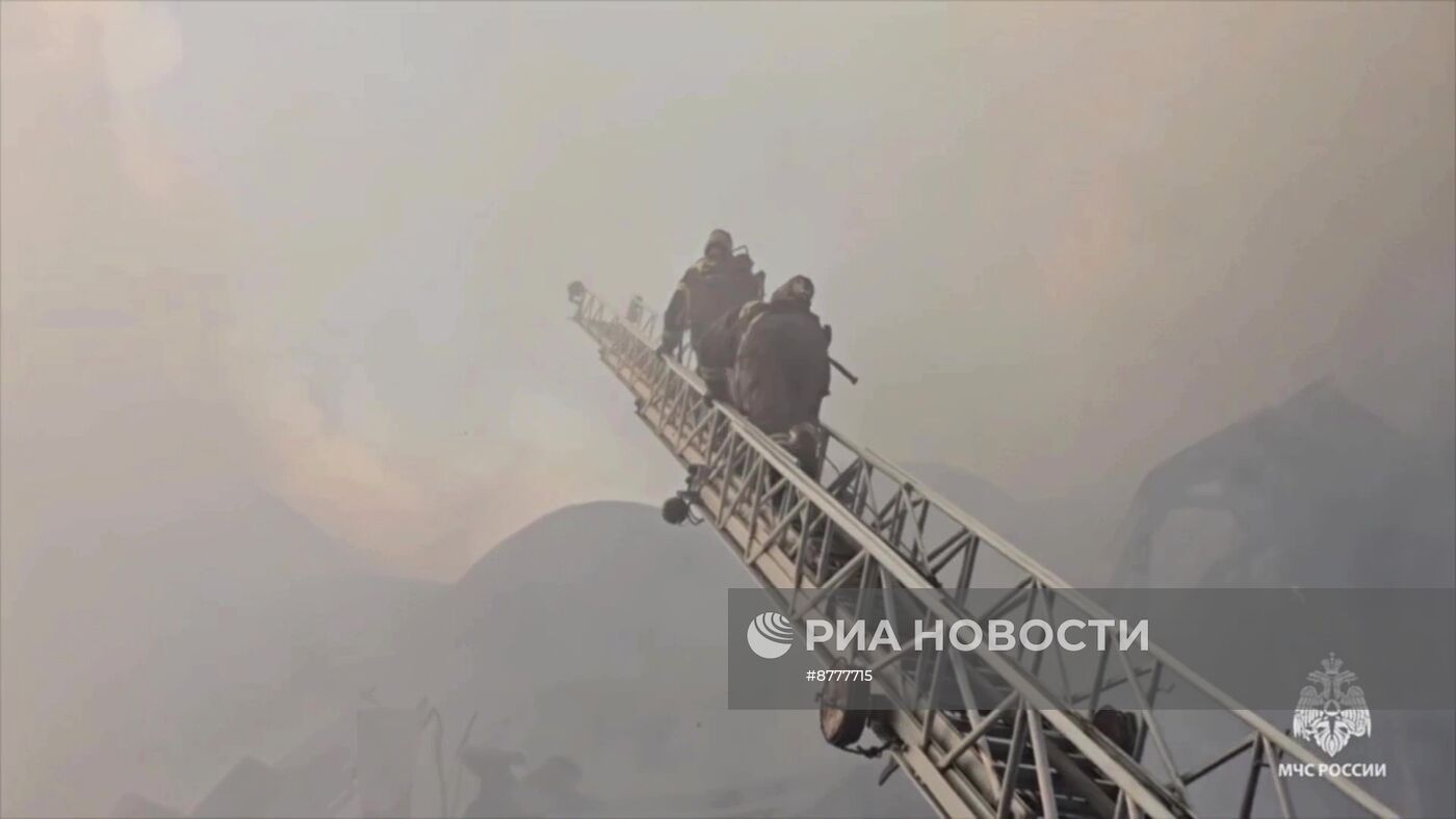 В Хабаровске сгорел музыкальный театр 