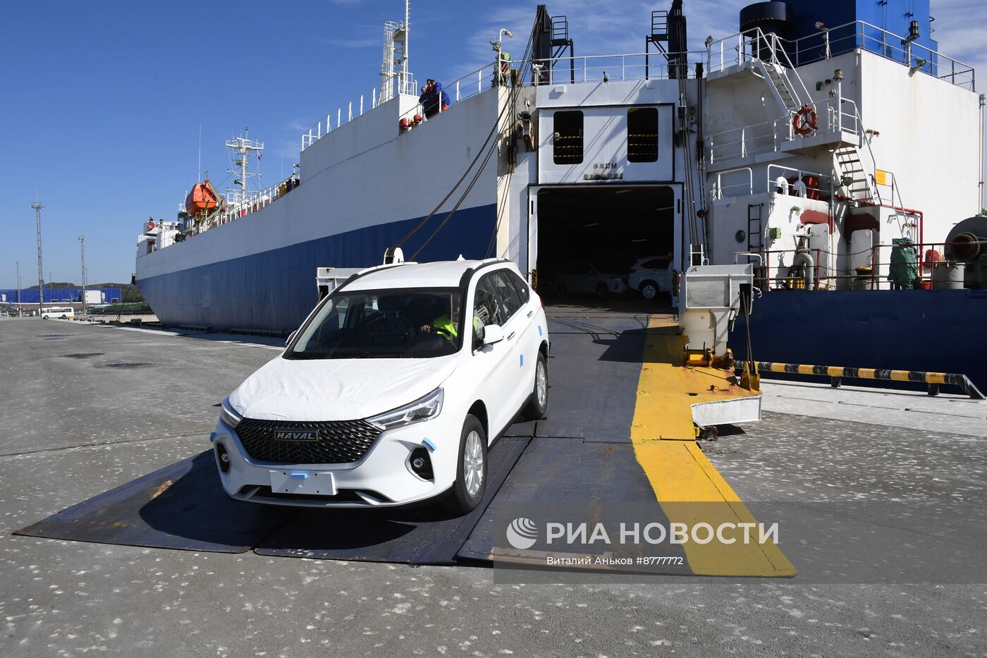 Первый импортный груз оформлен в новом морском пункте пропуска Суходол в Приморье