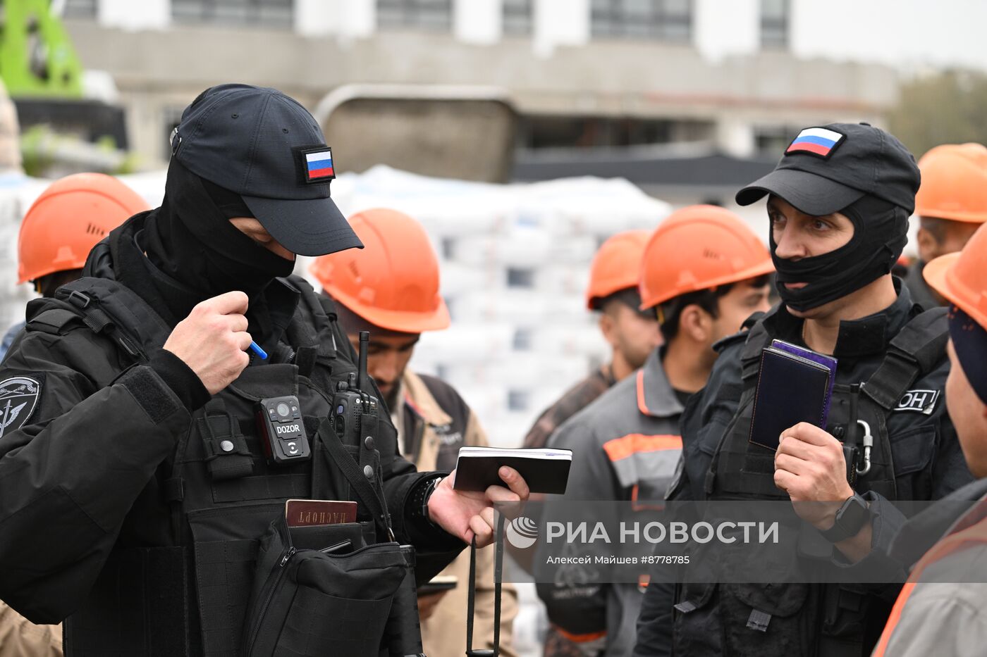 Рейд по выявлению нелегальных мигрантов в Москве 