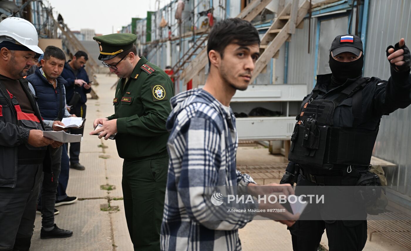 Рейд по выявлению нелегальных мигрантов в Москве 