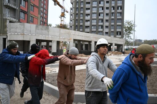 Рейд по выявлению нелегальных мигрантов в Москве 