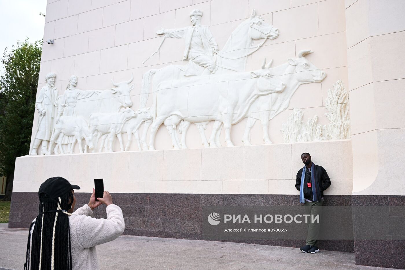 Экскурсия для делегатов BRICS+ Fashion Summit и Московской недели моды