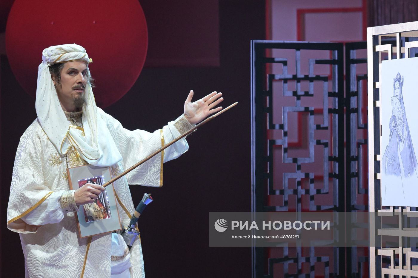 Спектакль "Турандот" в театре "Школа драматического искусства"