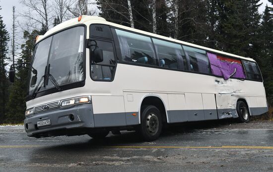 ДТП с участием автобуса и грузовика в Красноярском крае