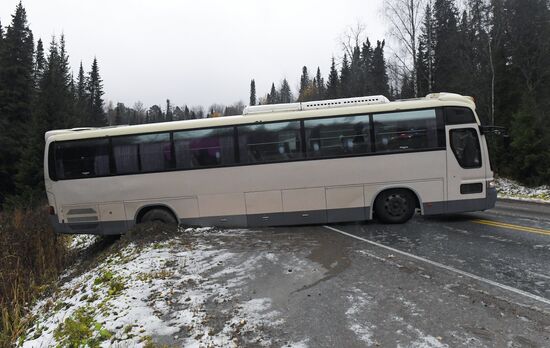 ДТП с участием автобуса и грузовика в Красноярском крае