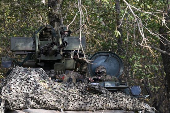 Боевое дежурство ЗРК "Бук-М2" ЦВО в ДНР