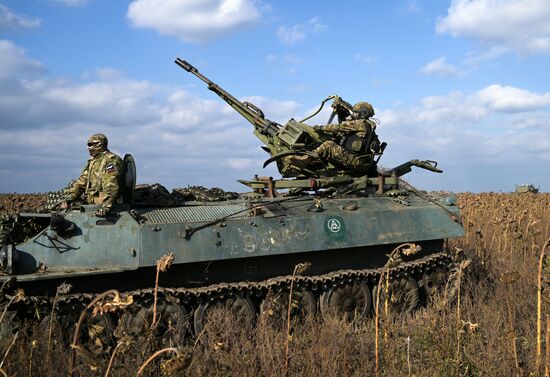 Боевое дежурство ЗРК "Бук-М2" ЦВО в ДНР