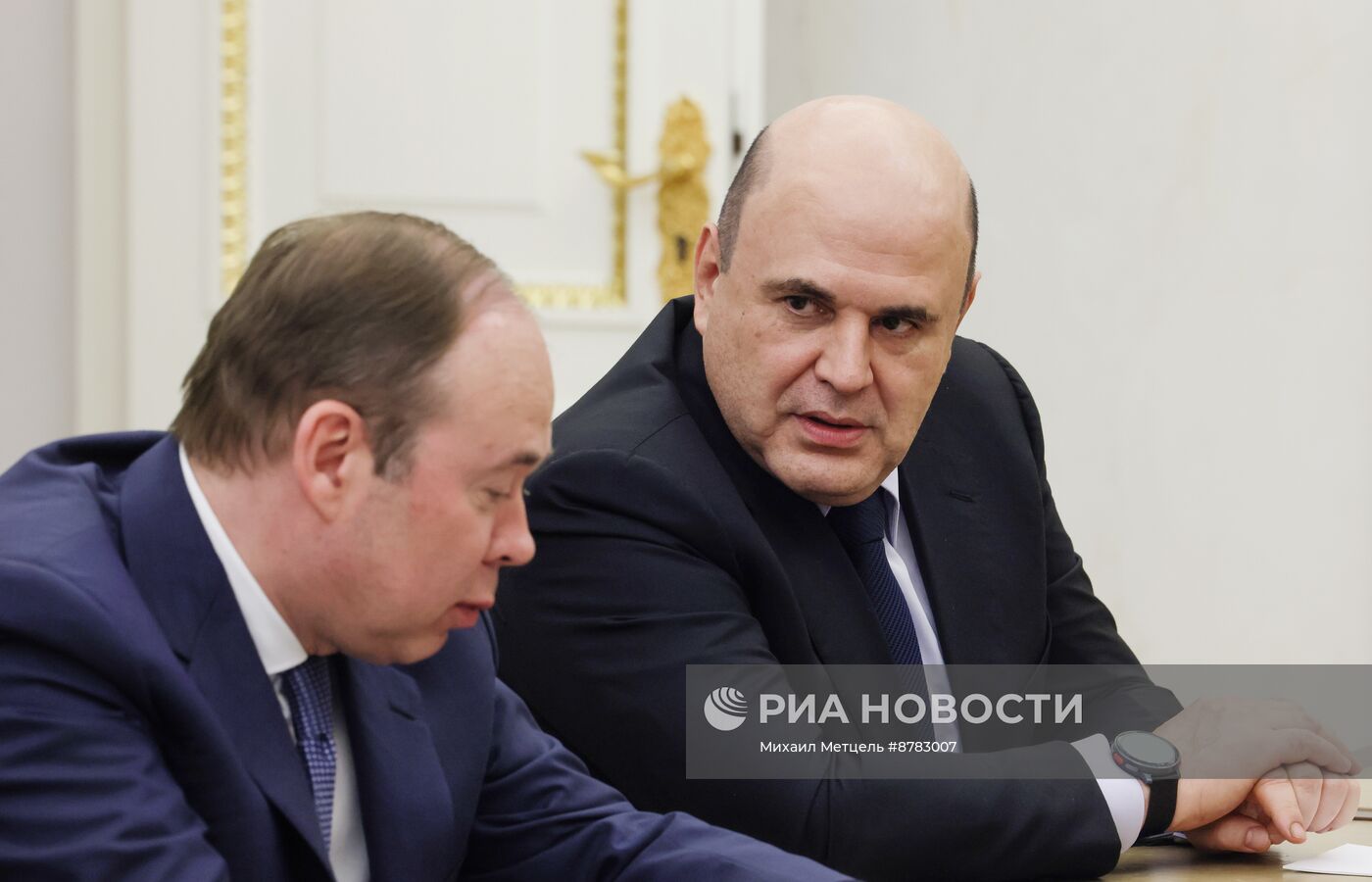 Президент Владимир Путин провел совещание Совбеза РФ
