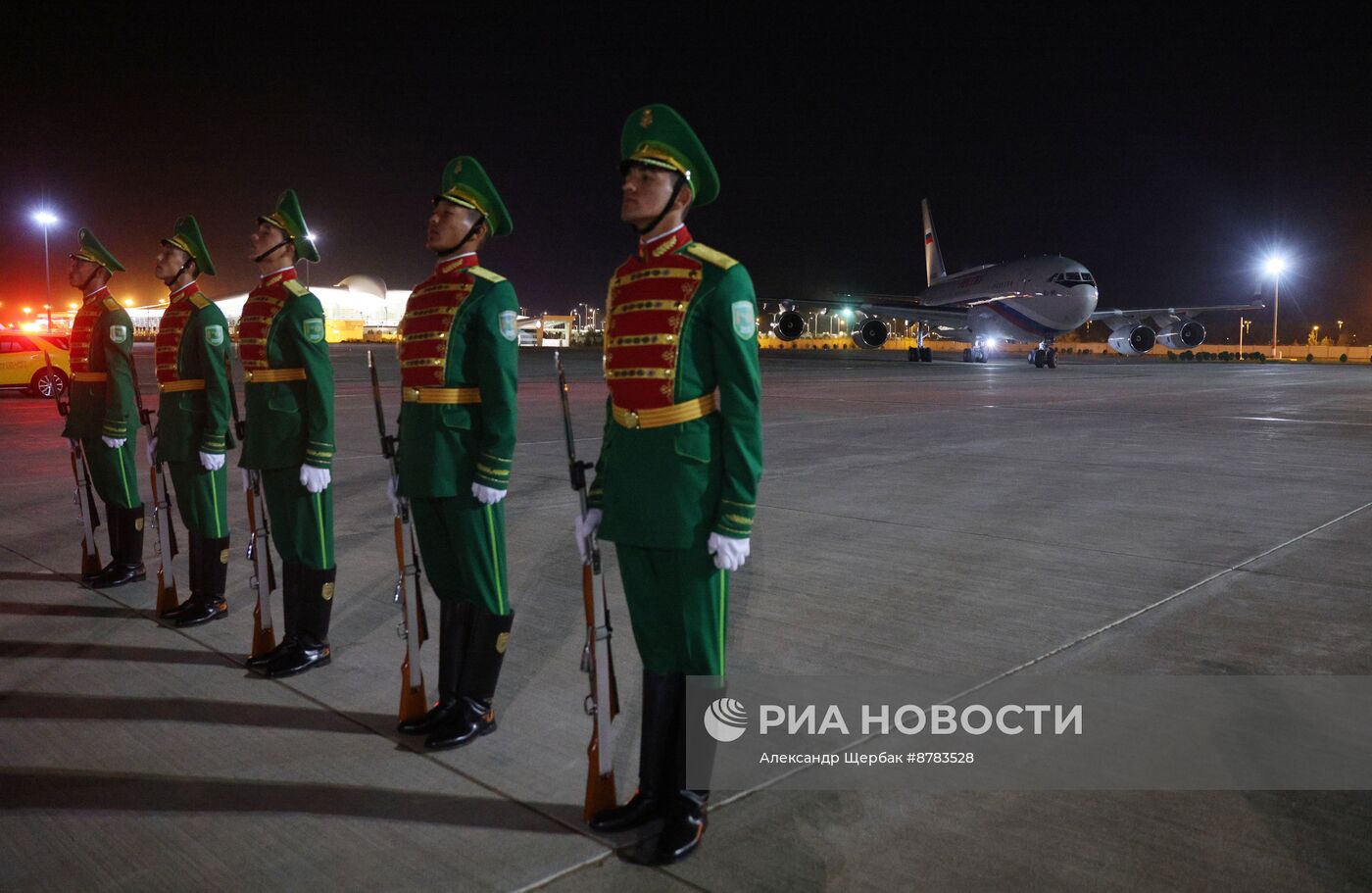 Визит президента Владимира Путина в Туркменистан