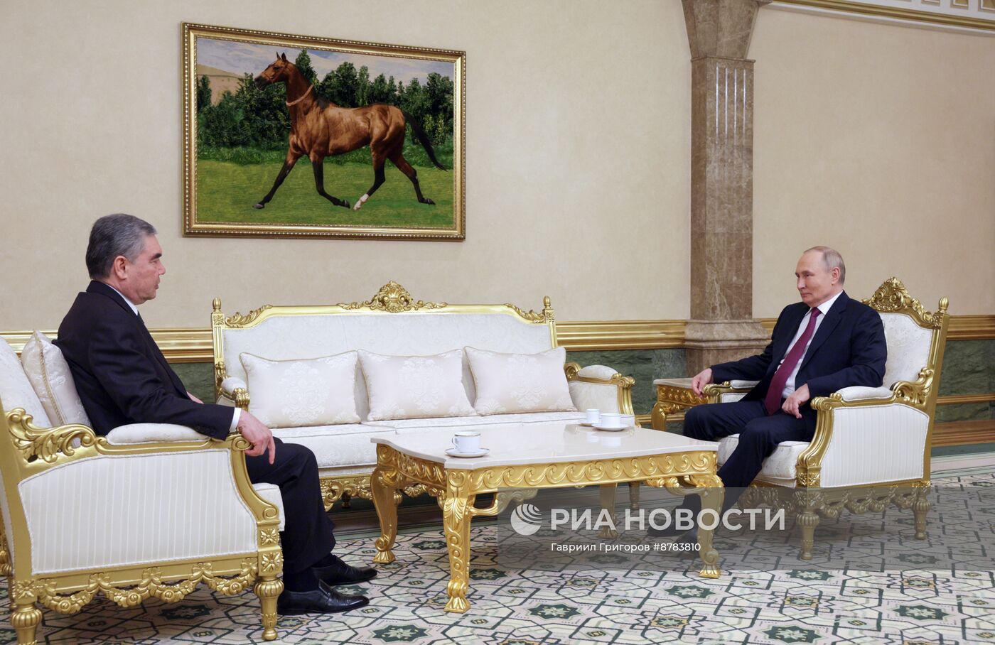 Визит президента Владимира Путина в Туркменистан