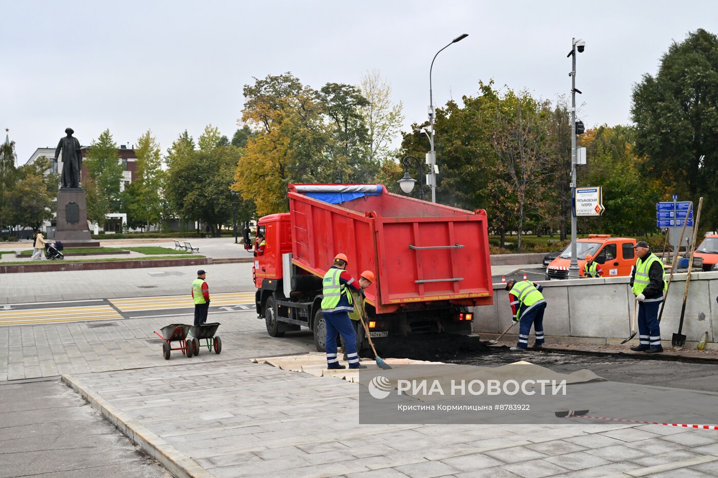 Кадашевская набережная после реконструкции