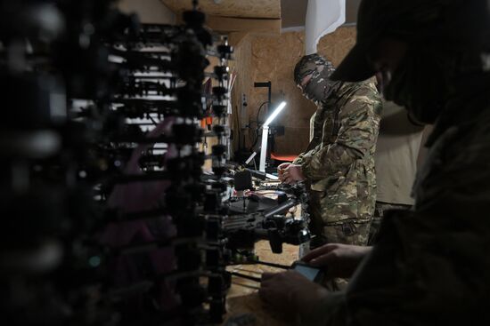 Работа центра БПЛА ЦВО в ДНР