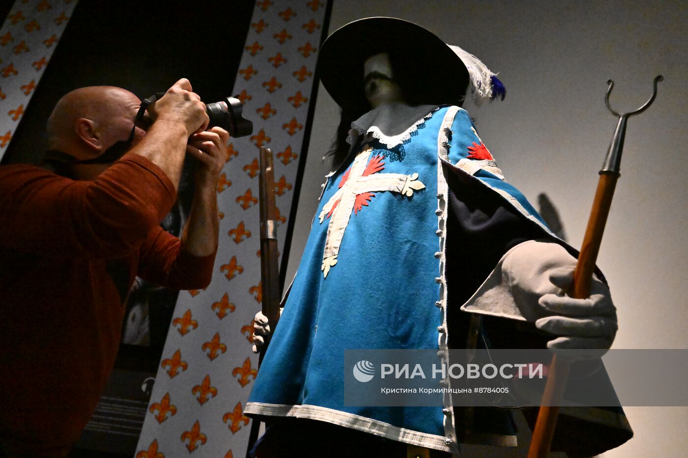 Выставка "Один за всех, и все за одного"