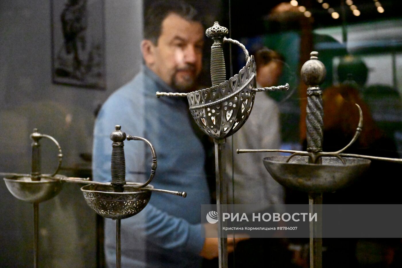Выставка "Один за всех, и все за одного"