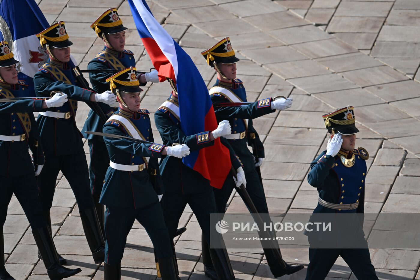 Развод пеших и конных караулов Президентского полка ФСО России