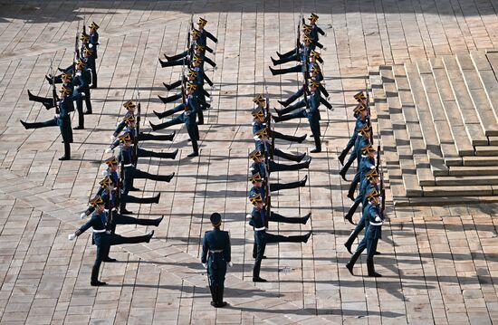 Развод пеших и конных караулов Президентского полка ФСО России