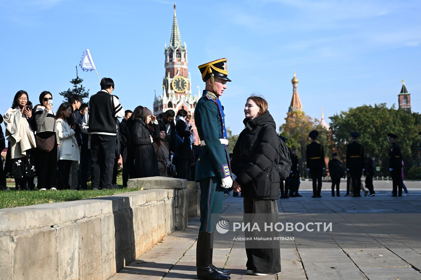 Развод пеших и конных караулов Президентского полка ФСО России