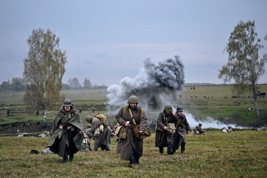 Военно-историческая реконструкция "На Можайском направлении" в музее-заповеднике "Бородинское поле"