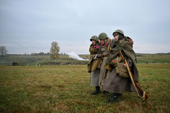 Военно-историческая реконструкция "На Можайском направлении" в музее-заповеднике "Бородинское поле"