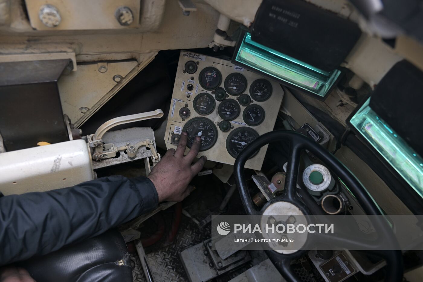 Трофейная американская техника, восстановленная военнослужащими ЦВО