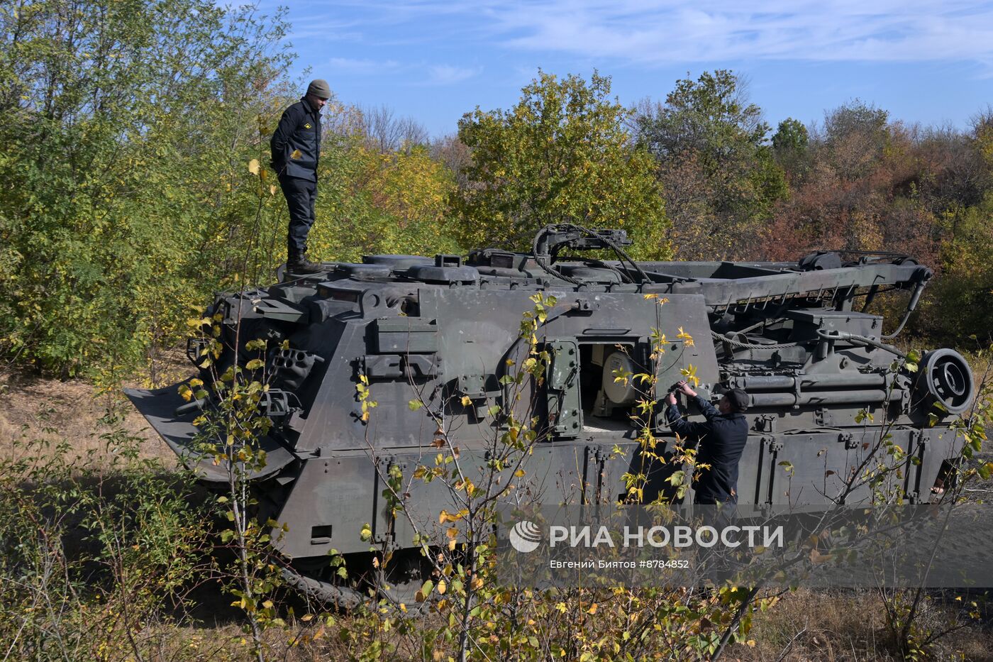 Трофейная американская техника, восстановленная военнослужащими ЦВО