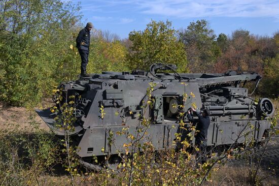 Трофейная американская техника, восстановленная военнослужащими ЦВО